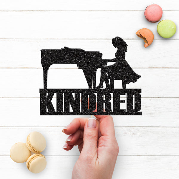 Personalised Seated Grand Pianist Cake Topper – Name - view 3