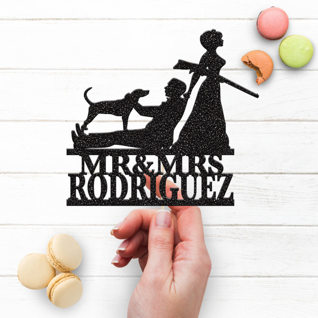 Personalised Hunting Wedding Couple with Dog Cake Topper – Surname - view 3