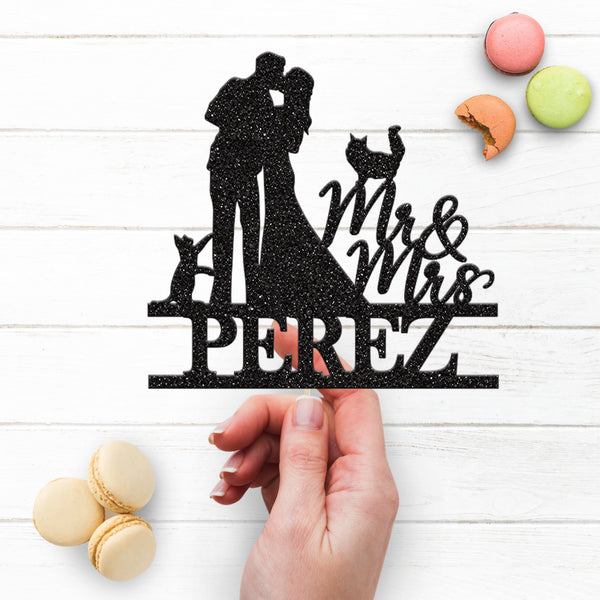 Personalised Wedding Couple with Two Cats Cake Topper – Surname - view 3