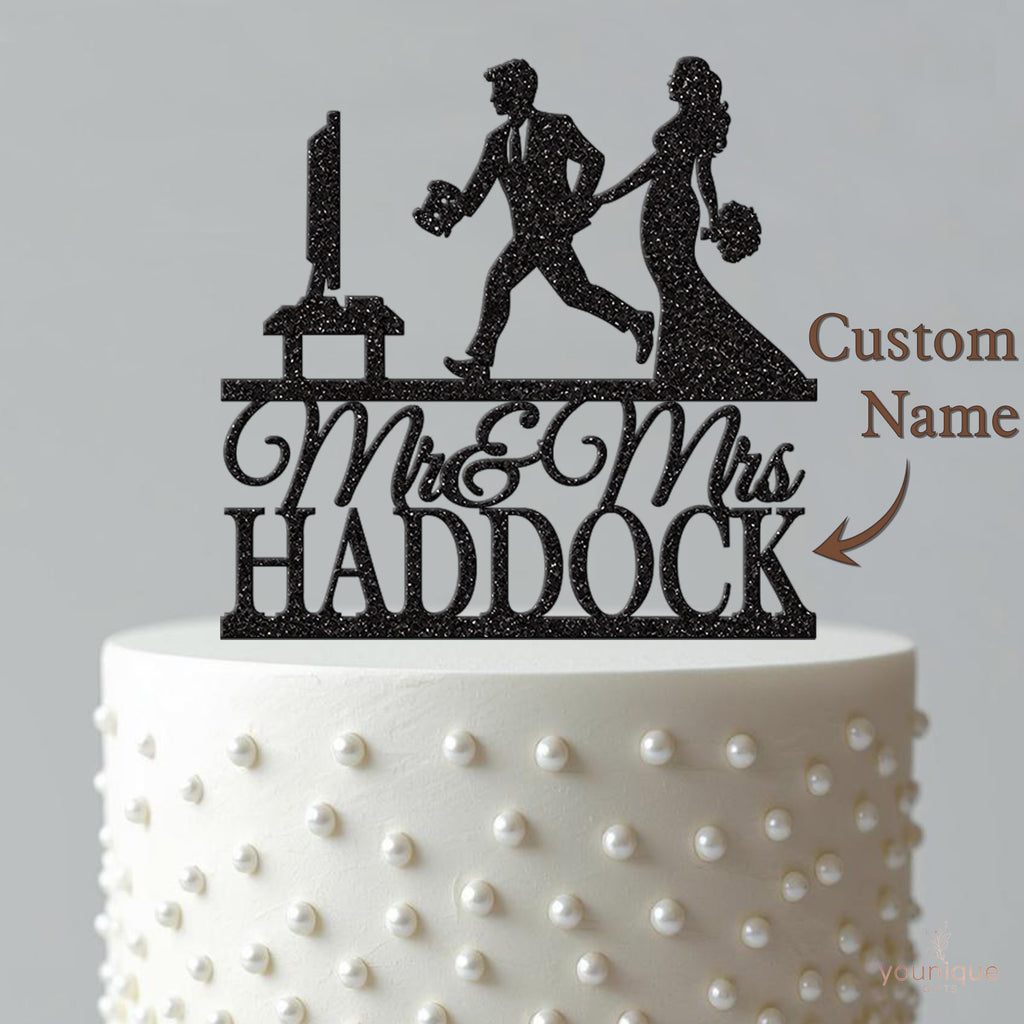 Personalised Gamer Couple Wedding Cake Topper – Surname - view 4