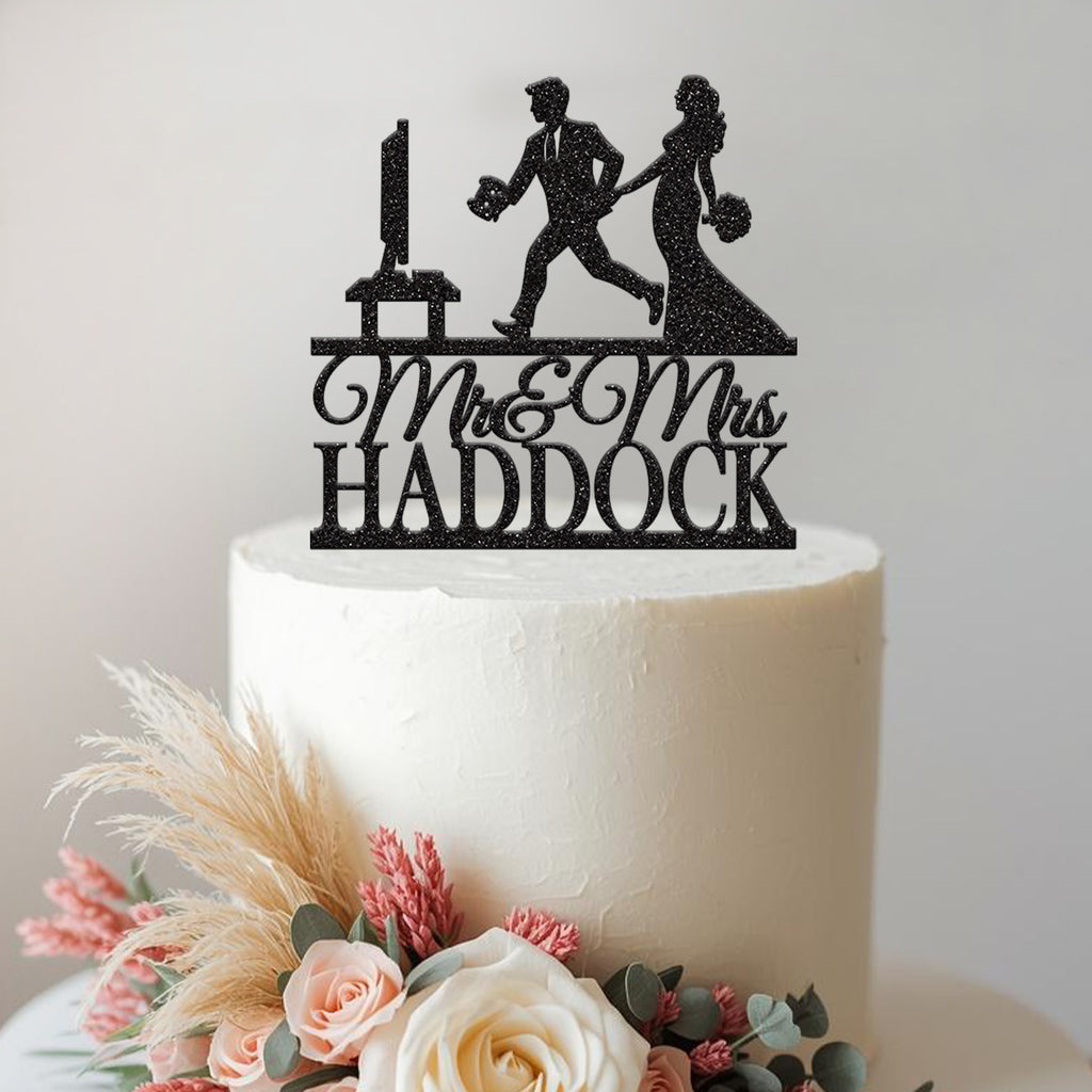 Personalised Gamer Couple Wedding Cake Topper – Surname in Black Glitter